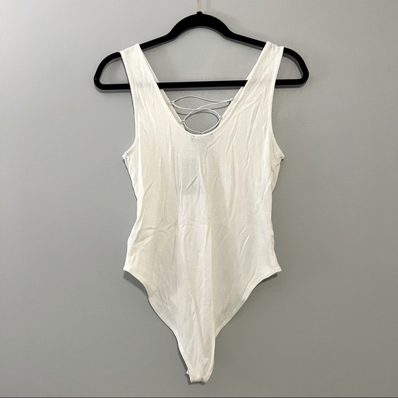 Lace Up Front Bodysuit - Picture 3 of 6